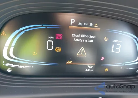 2025 Hyundai Venue Sel/Limited из США, поврежденный, VIN KMHRC8A33SU408067